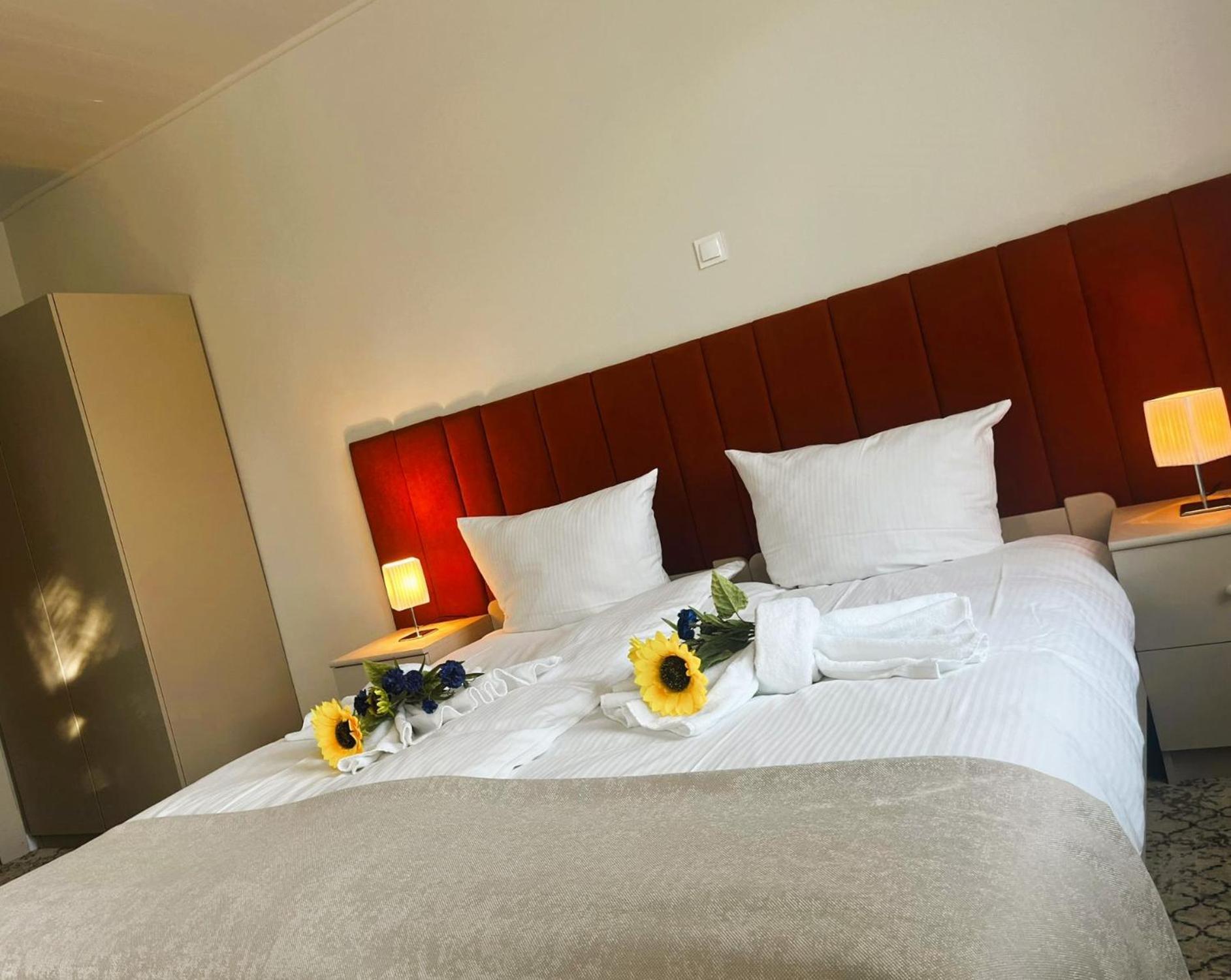 Villa Sunny Rose Bed & Breakfast 슈비노우이스쳬 외부 사진